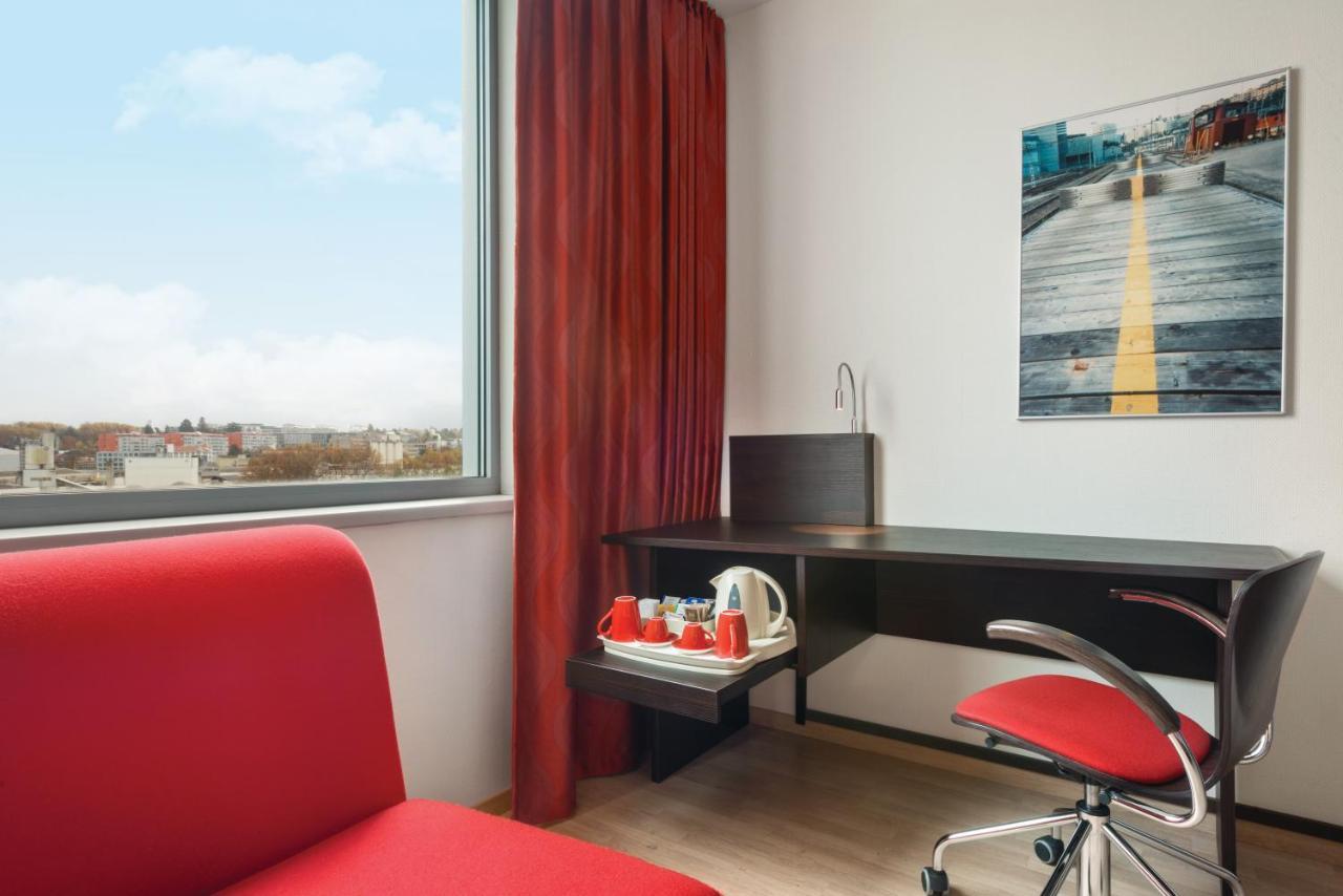 Ramada Encore By Wyndham Geneva Carouge Eksteriør bilde