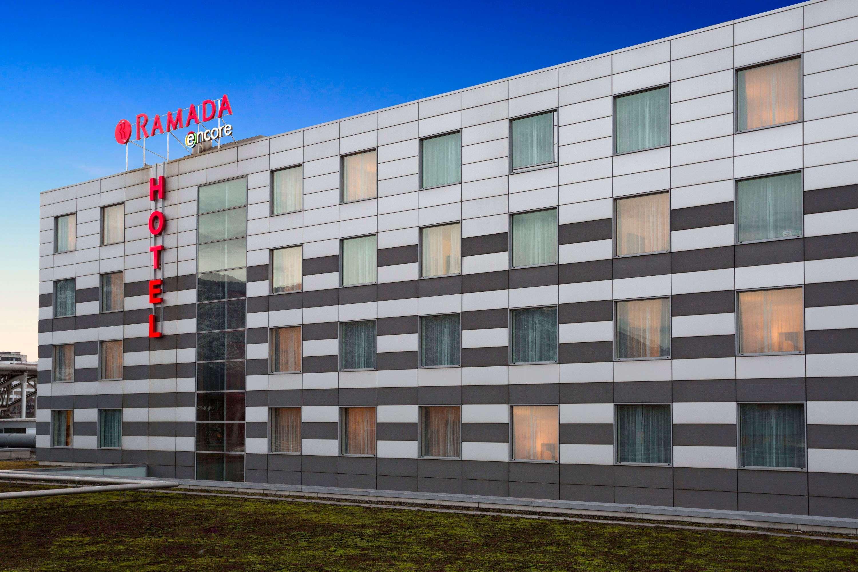 Ramada Encore By Wyndham Geneva Carouge Eksteriør bilde
