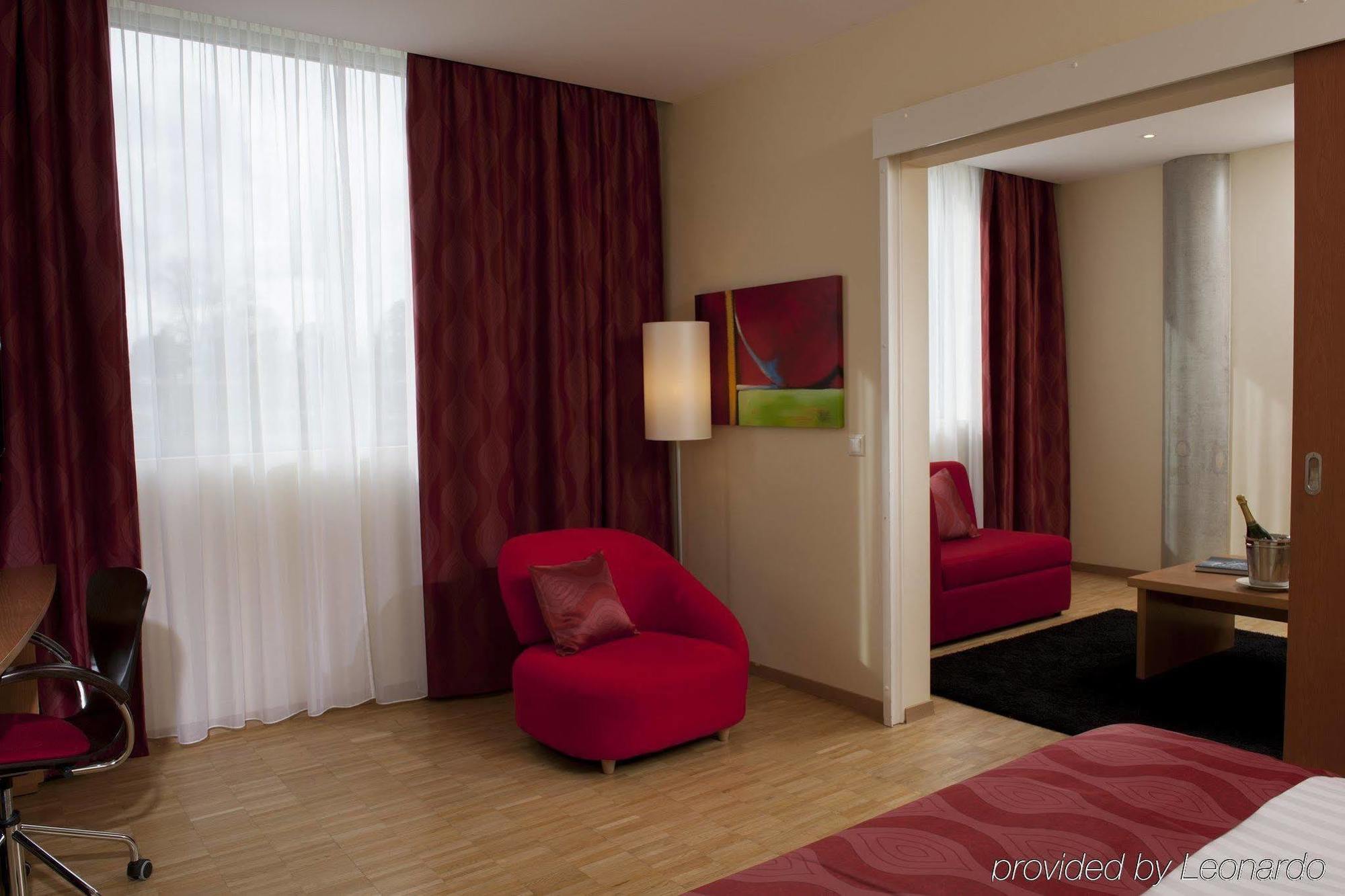 Ramada Encore By Wyndham Geneva Carouge Eksteriør bilde